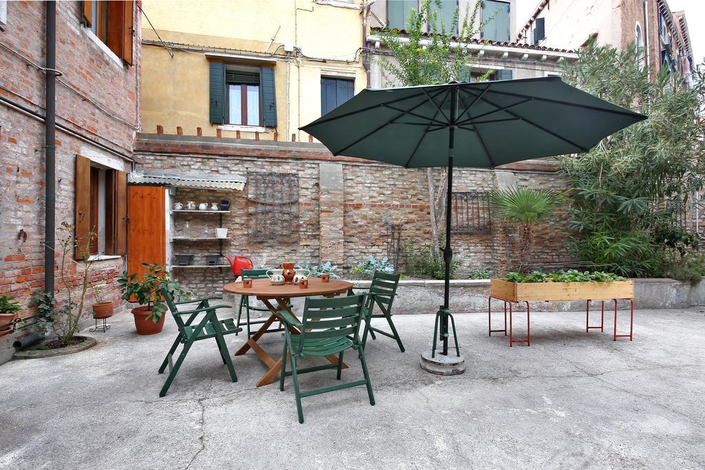 Appartamento Ca' Ermina & Garden Venezia Esterno foto