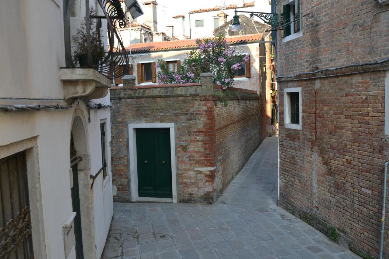 Appartamento Ca' Ermina & Garden Venezia Esterno foto